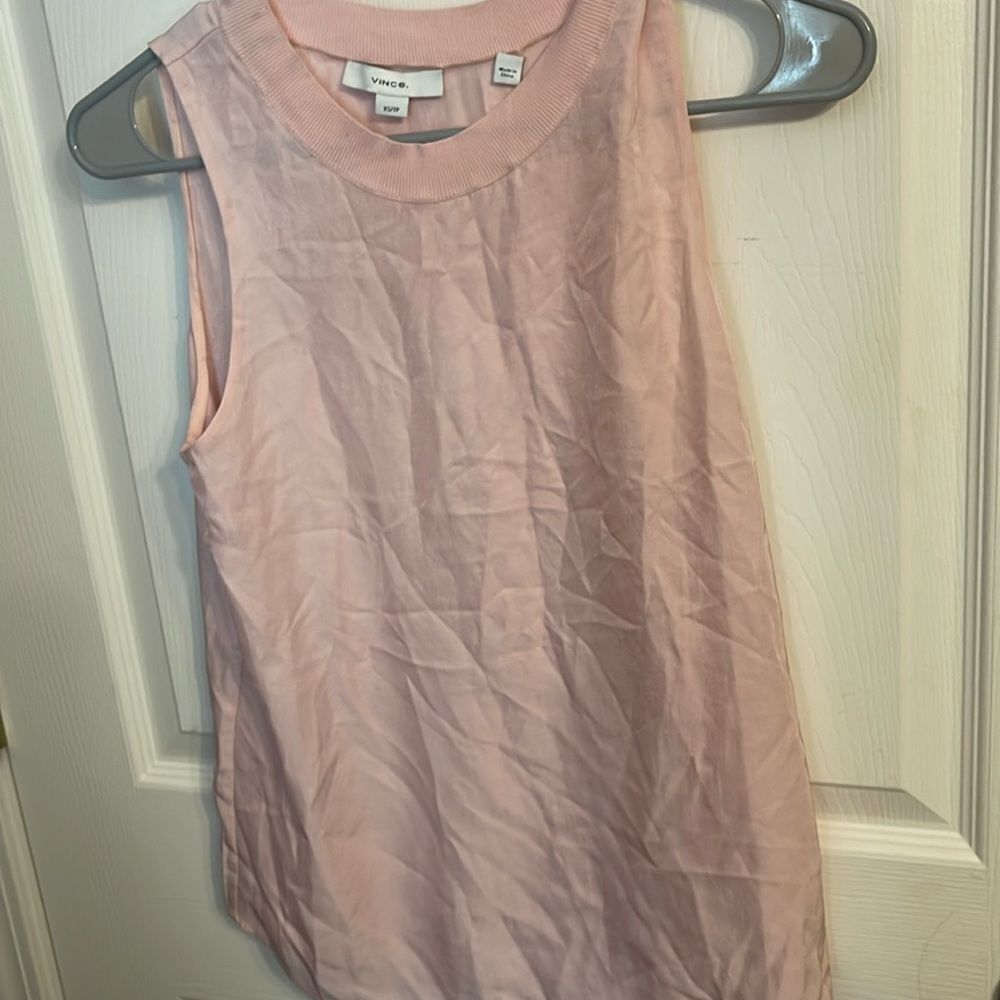 Vince. XSmall Blouse Pink NWOT with defects